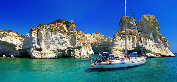 A bareboat charter give you great freedom to enjoy with your family and groups friends