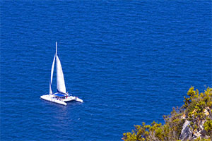 Charter a Sailing Yacht or Sailboat for a Sailing Vacation Charter a Sailing Yacht or Sailboat for a Sailing Vacation