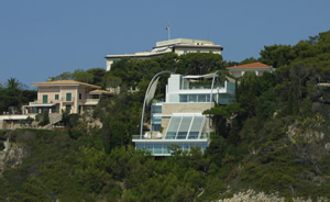 http://www.boatbookings.com/images/french_riviera/sail_house.jpg