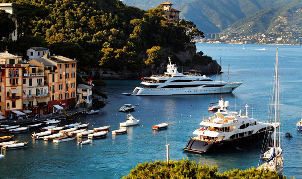 http://www.boatbookings.com/images/italy/superyachtportofino.jpg