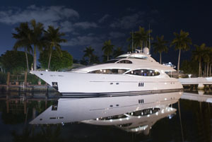 luxury yacht charter