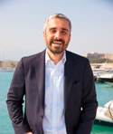 Lambros Tsolakis, Yacht charter broker