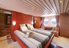 Charter Yacht COMUNQUE VADA - Aicon 85 Fly - 4 Cabins - Sicily - Naples - Italian Riviera - Sardinia