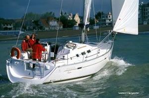 Charter Yacht Beneteau 382 (2 Cabins) St Vincent/Grenadines