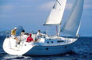 Charter Yacht Jeanneau 34 - 2 Cabin - St. Vincent/Grenadines