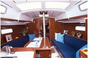 Oceanis 323 (2 Cabins) - Marseille - French Riviera