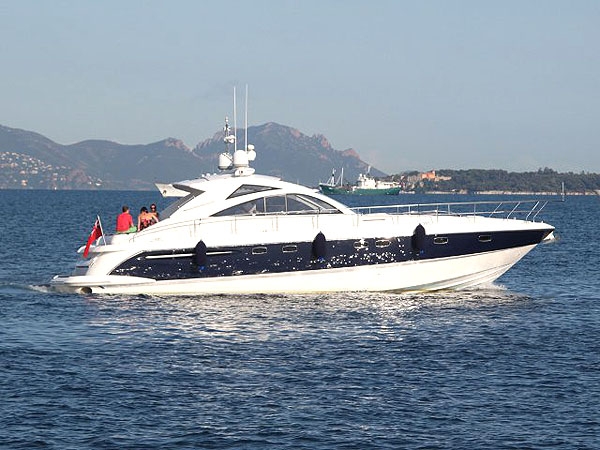 Crewed Motor Yacht Fairline 52 - Day Charter for up to 10 guests - Juan les ... Crewed Motor Yacht Fairline 52 - Day Charter for up to 10 guests - Juan les ...