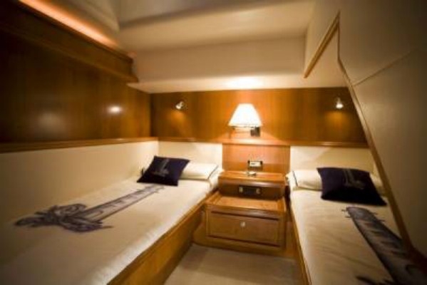 Charter Yacht FLYING TUNA - Bertram 630 Convertible - 3 Cabins - Olbia ... Charter Yacht FLYING TUNA - Bertram 630 Convertible - 3 Cabins - Olbia ...