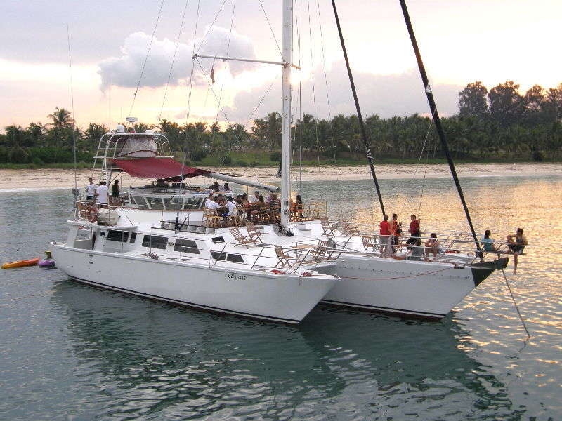 Trimaran yacht wedding floor plan / Trimaran yacht wedding floor plan