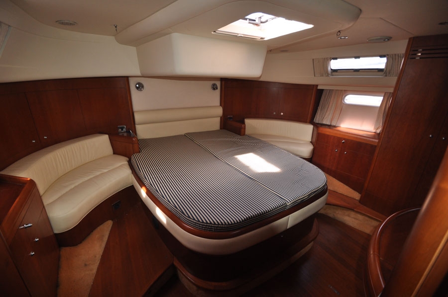 Moody 54 Data sheet / Technical specifications. Sailing Yacht Moody 54 Moody Moody 54 Data sheet / Technical specifications. Sailing Yacht Moody 54 Moody