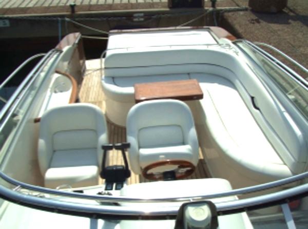 Motor Boat Windy 31 Tornado - Day Charter up to 10 people - Cogolin - St ... Motor Boat Windy 31 Tornado - Day Charter up to 10 people - Cogolin - St ...