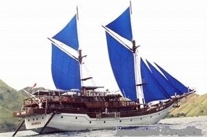 Charter Yacht CHENG HO - Phinisi Schooner - 14 Cabins - Flores, Indonesia