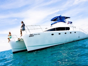 Charter Yacht Schionning 43 Power Catamaran - Day Charter for 26 or 4 Cabins Liveaboard - Phuket, Thailand