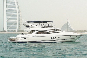 Charter Yacht JAMILA - Sunseeker Manhattan 64 - 3 Cabins - Dubai