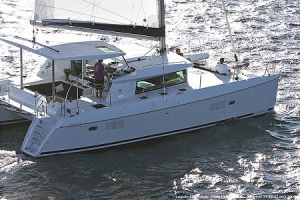 Charter Yacht Lagoon 420 - 3 Cabins -  A/C - Belize
