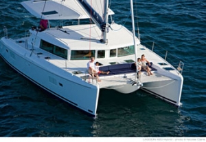 Charter Yacht Lagoon 420 - 4 Cabins - Ft Lauderdale