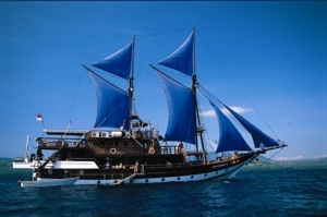Charter Yacht SAFARI 6 - Phinisi Schooner - 10 Cabins - Bali, Indonesia