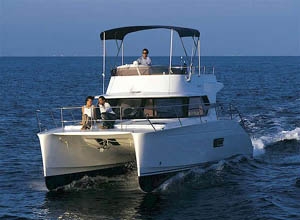 Charter Yacht Highland 35 Power Catamaran - 3 Cabins - Ajaccio - Marseille - France