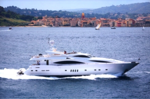 Charter Yacht WILL POWER - Sunseeker 105 - 4 Cabins - Cannes - Nice - St Tropez - Monaco
