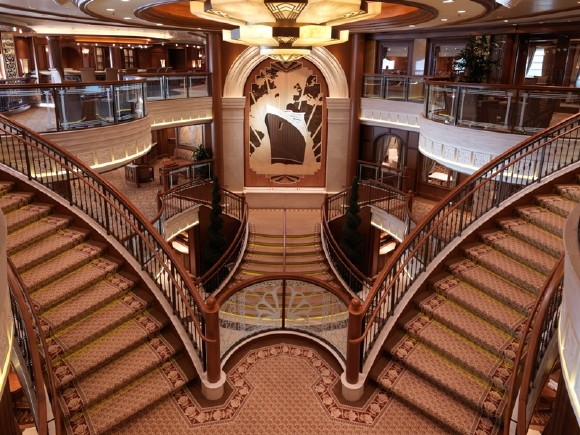 cruise ship shopping mall