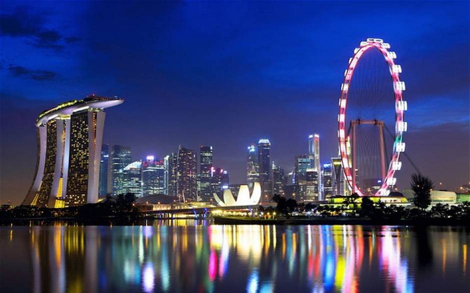 SINGAPORE by night