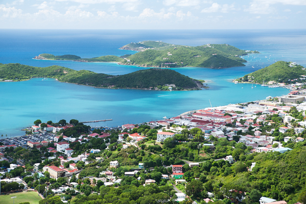 Luxury Yacht Charter St Thomas from Charlotte Amalie