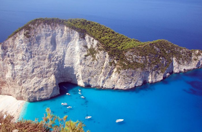 greece anchored boats
