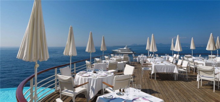 Dining in Billionaire's Bay at Cap D'Antibes Hotel Eden Roc du Cap