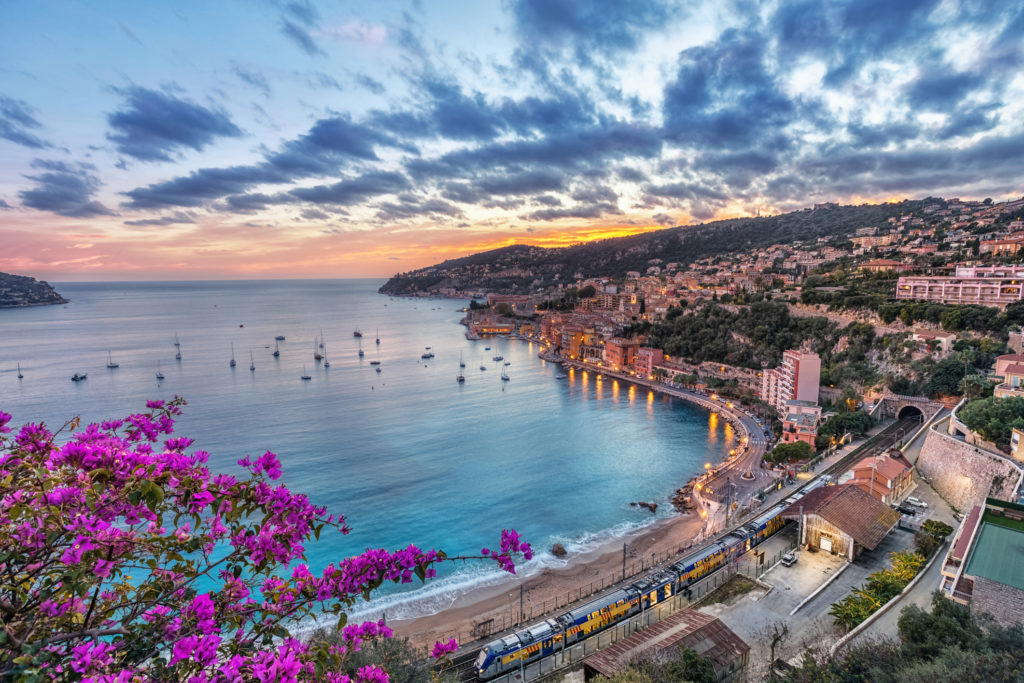 The French Riviera - Best Beach Clubs! - Yacht Charter News and Boating