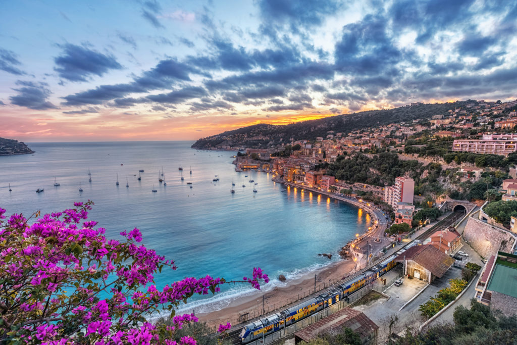 The French Riviera - Best Beach Clubs! - Yacht Charter News and Boating