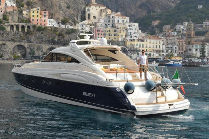 yacht rent amalfi