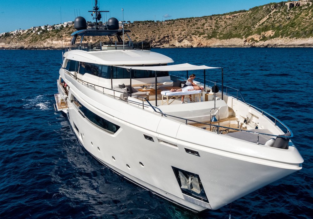 SANGHA Ferretti Yacht Exterior Foredeck-Bow-Profile