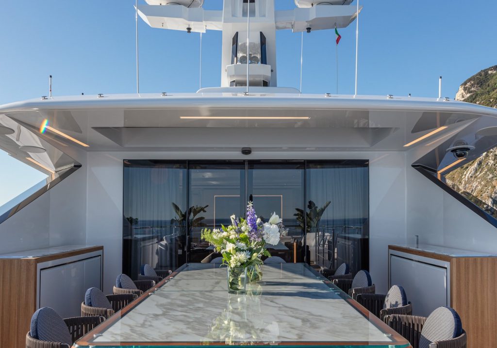 K2 Alfresco Dining Sundeck Motor Yacht Charter