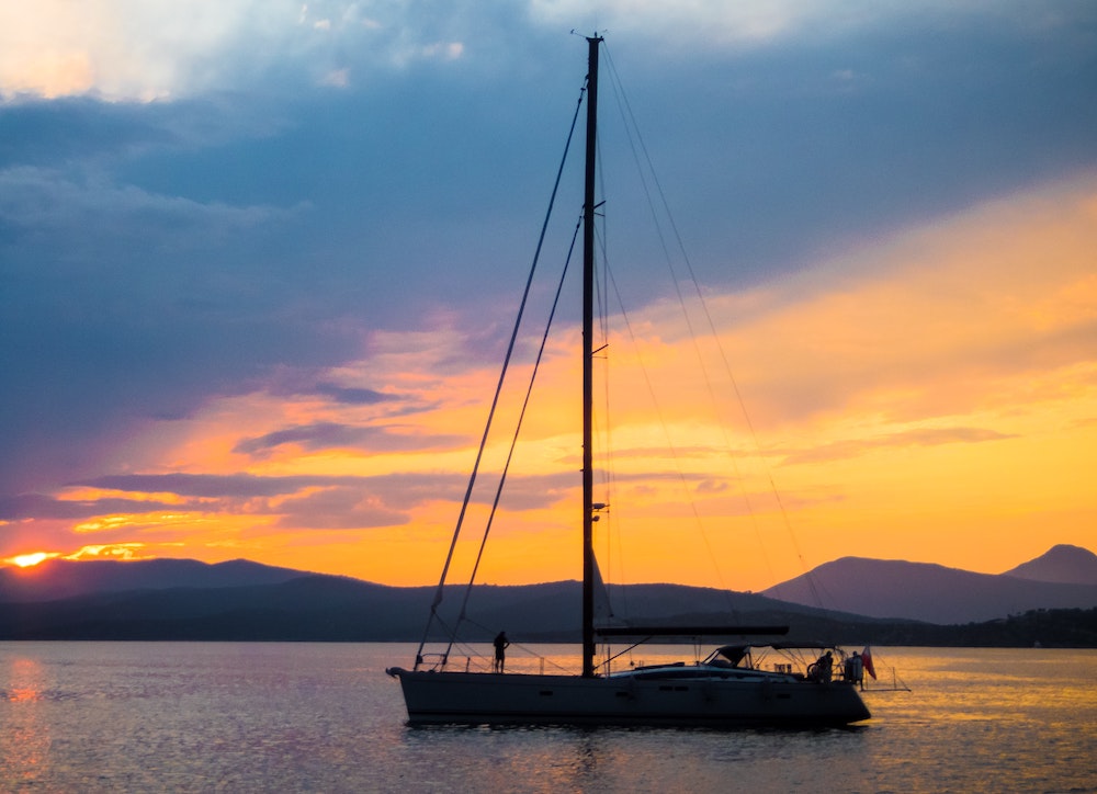 Yachting in Protected Waters