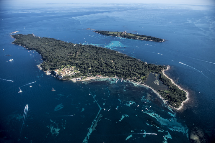France and Corsica Charter