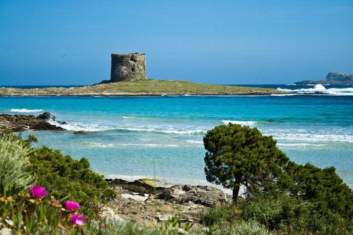 Charter a yacht in Stintino, Sardinia