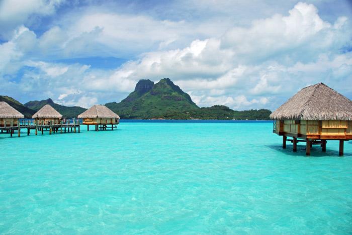 Charter a yacht to the gorgeous Bora Bora
