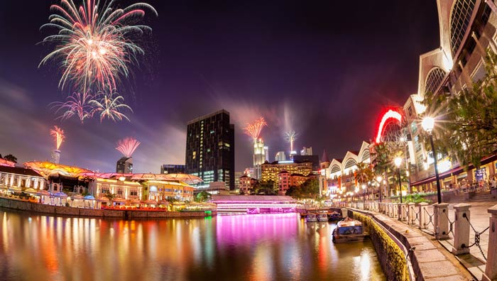 Charter a yacht for corporate events in Singapore