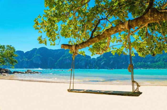 Get a repeat booking discount on your next Thailand yacht charter