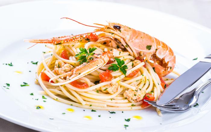 Fine Italian didning in northern Sardinia