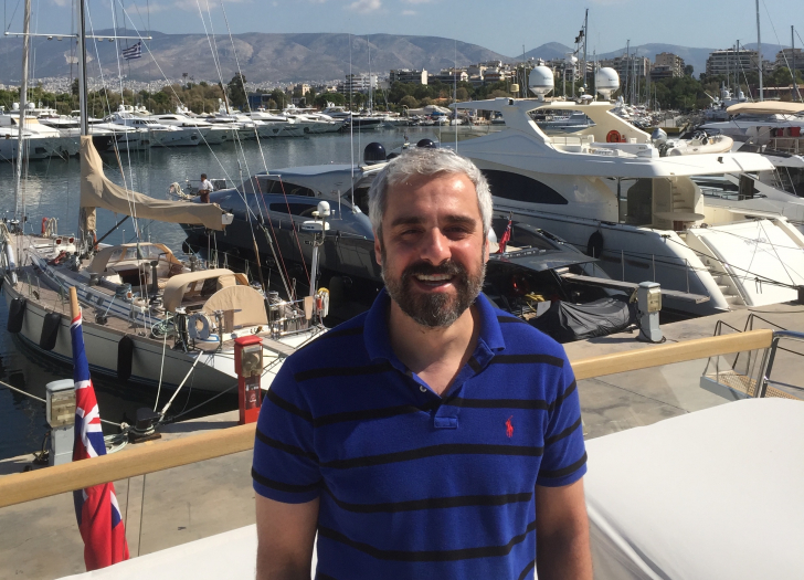 Lambros, charter broker