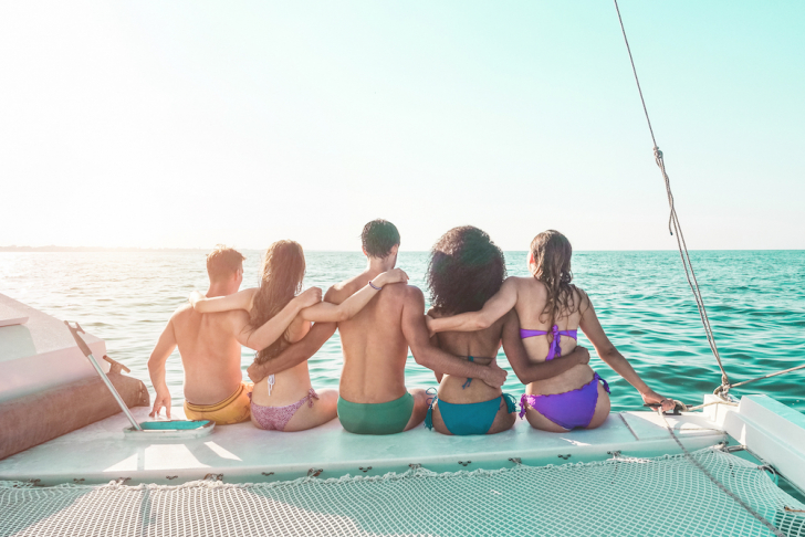 bareboat sailing page