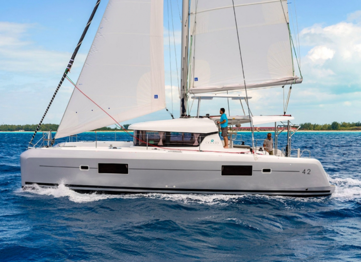 Lagoon 42