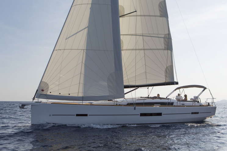 Dufour 520