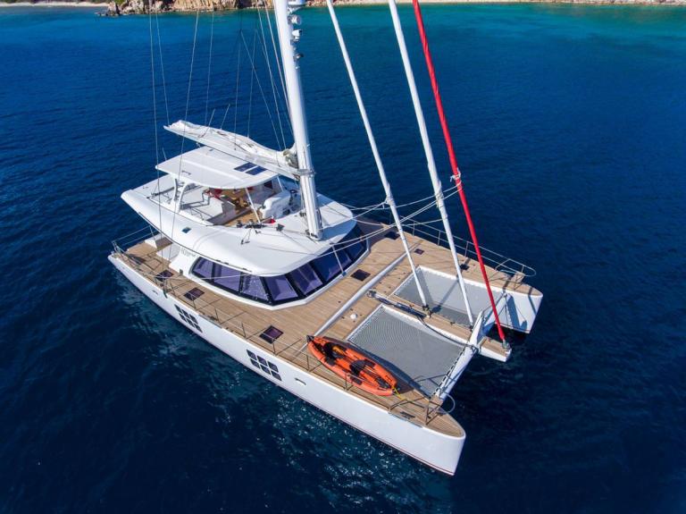 Luxury Crewed Catamaran Euphoria Sunreef 60 3 Cabins St Thomas Us Virgin Islands Boatbookings