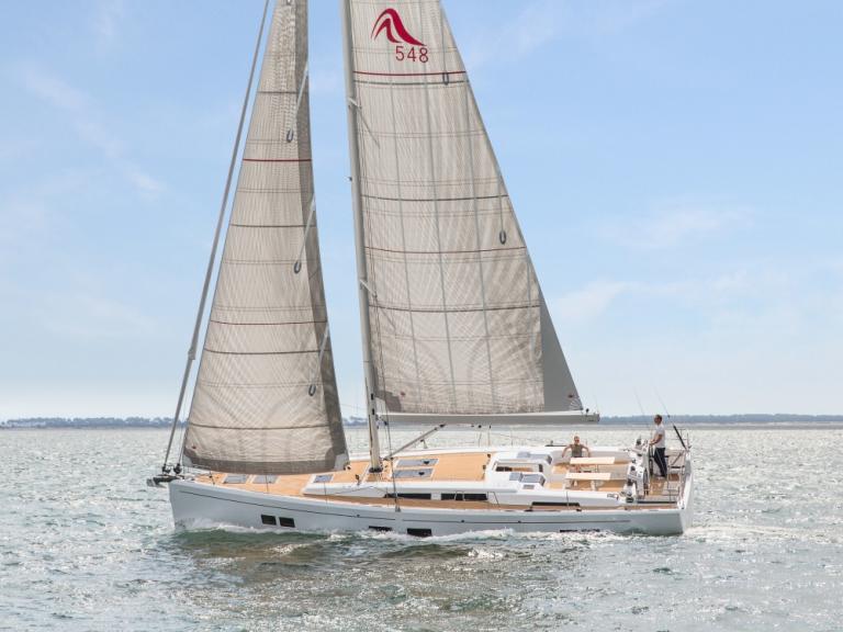single sailboat