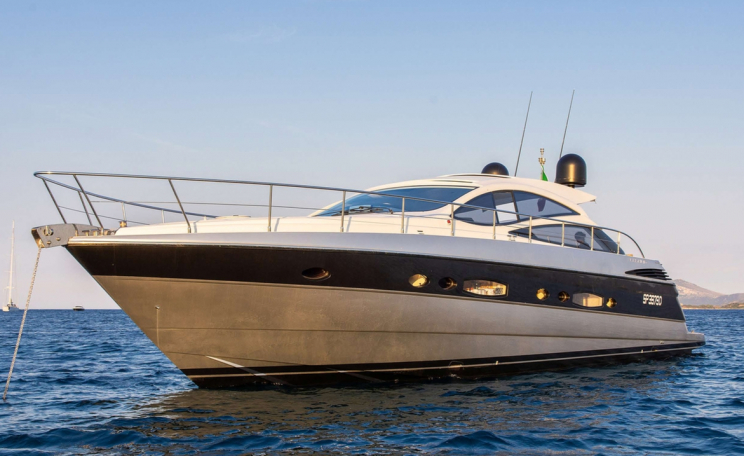 Pershing 56
