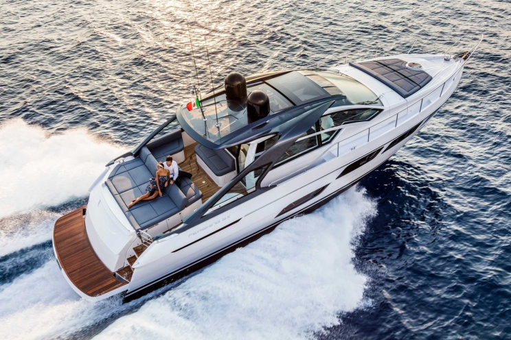Pershing 5X