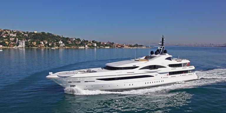 Luxury Crewed Motor Yacht Quantum Of Solace Turquoise 73m 7 Cabins San Remo Monaco Cannes Boatbookings
