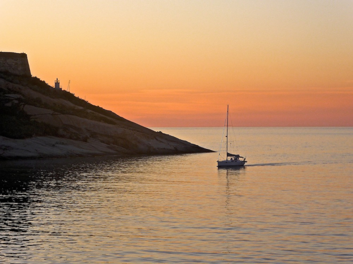corsica, corsica yacht charter, French riviera, boat rental